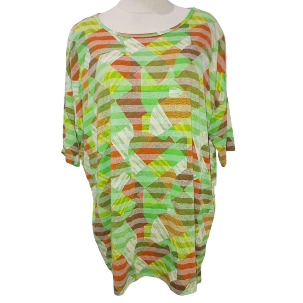 NWT LuLaRoe Irma Tunic Style Top Size L